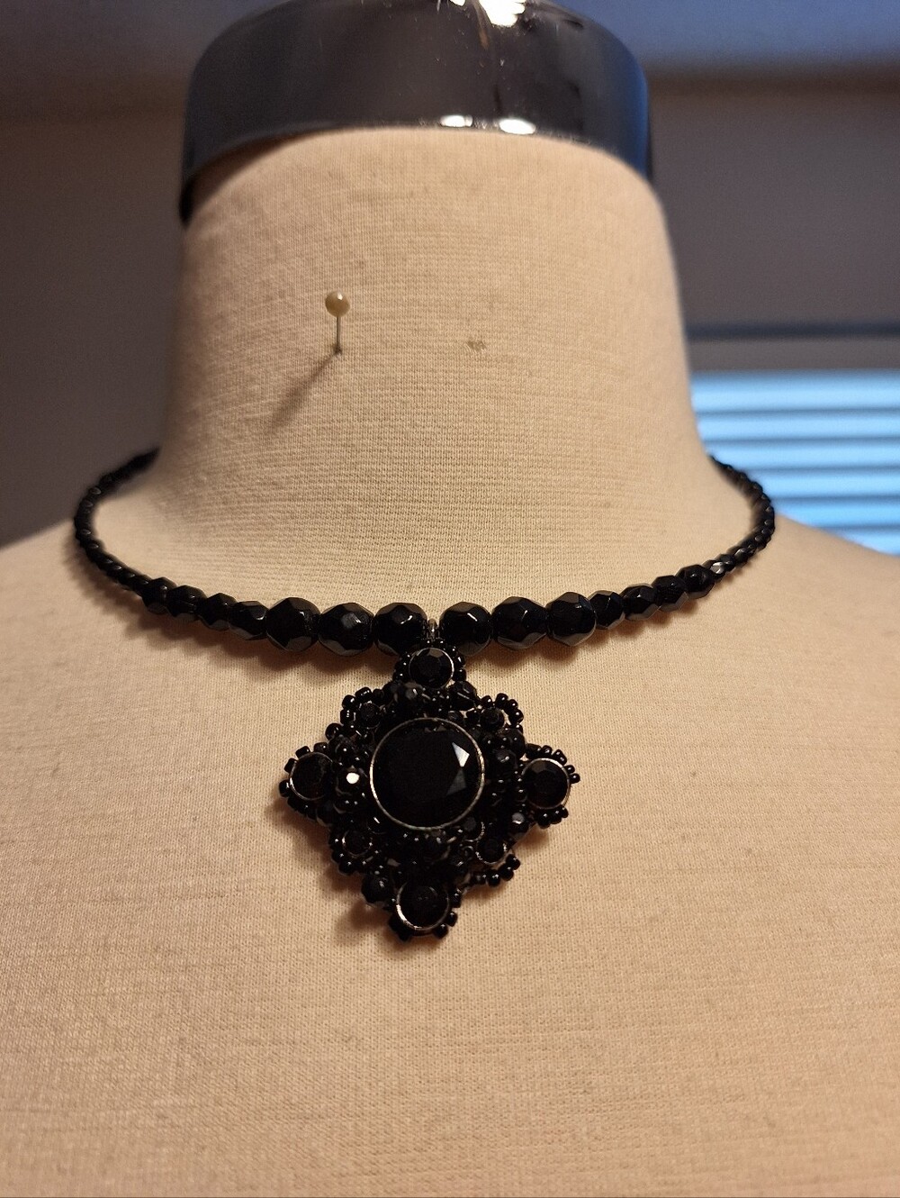 Black Diamond Square Drop Chocker necklace